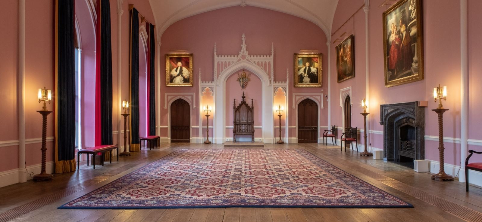 Throne room at Auckland Palace